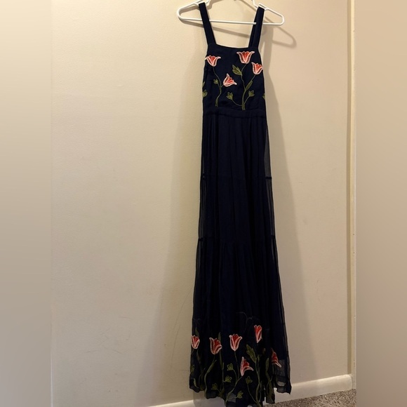 Floreat Anthropologie Navy blue maxi dress with Pink embroidered flowers- NWT-10 - Picture 1 of 7